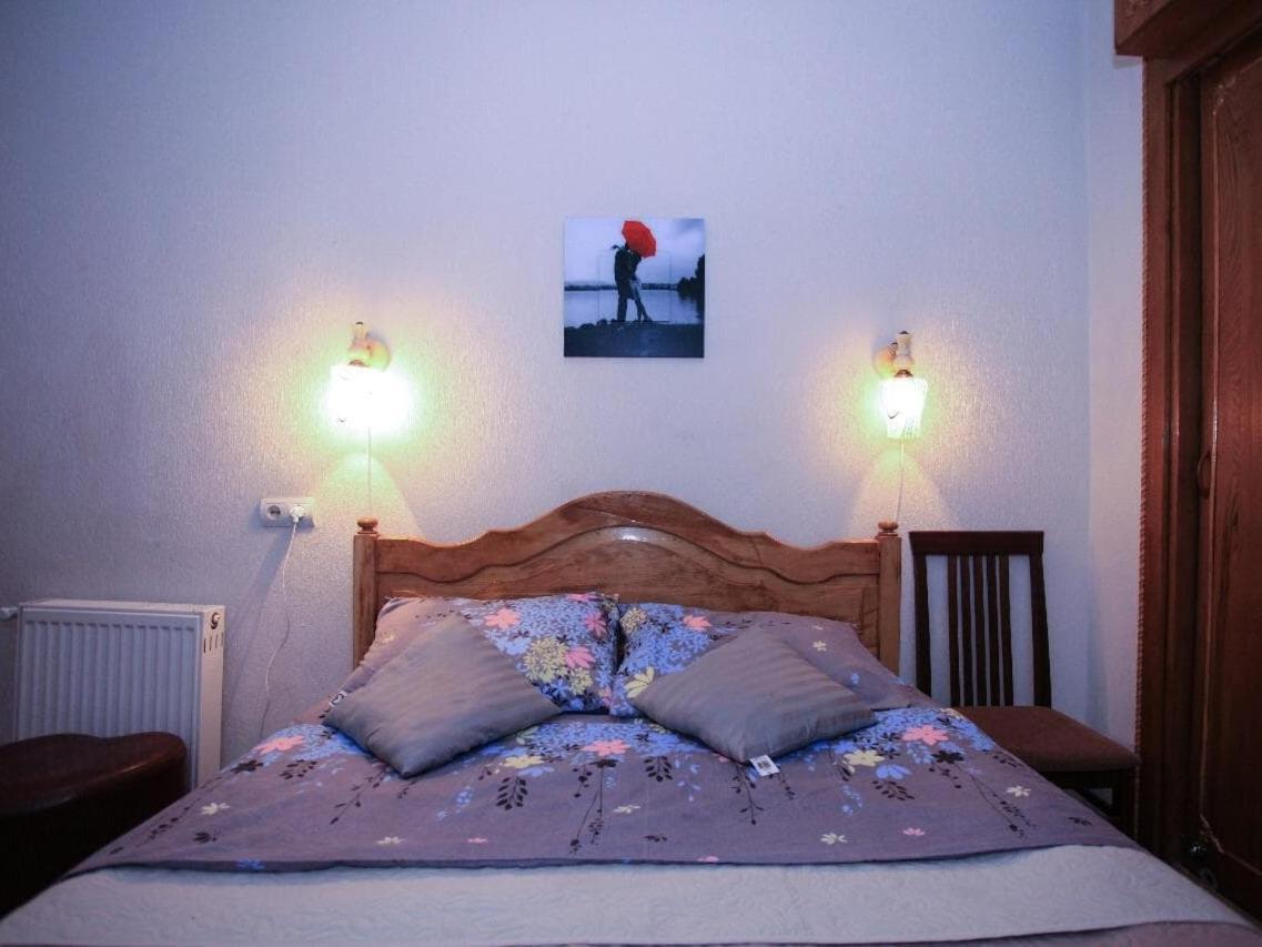 Dali'S Royal Apartment Tbilissi Chambre photo